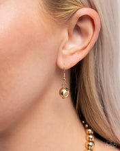 Load image into Gallery viewer, Raindrop Rebel - Gold Necklace