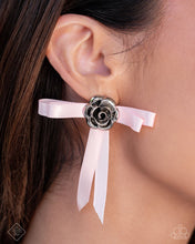 Load image into Gallery viewer, Glimpses of Malibu - Complete Trend Blend - FASHION FIX SET - OCTOBER 2024