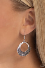 Load image into Gallery viewer, Secret Vineyards - Silver - Earrings
