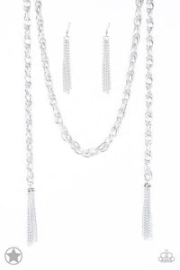 Paparazzi Necklace Blockbuster - SCARFed for Attention - Silver