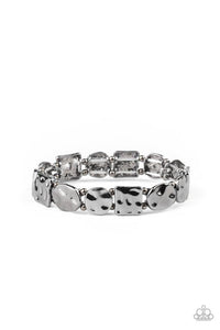 Hammered Harmony - Black - Paparazzi Bracelet Image