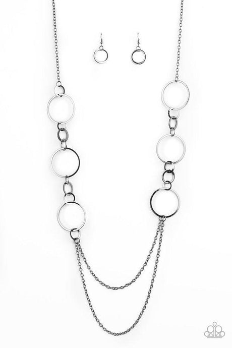 Basic Babe - Black - Paparazzi Necklace Image