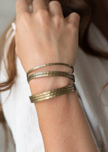 BAUBLE-Headed - Brass - Paparazzi Bracelet Image