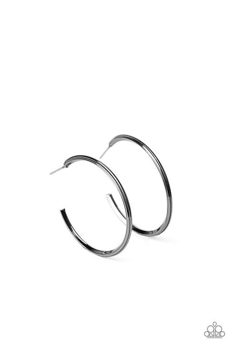 Chic As Can Be - Black - Paparazzi Earring Image