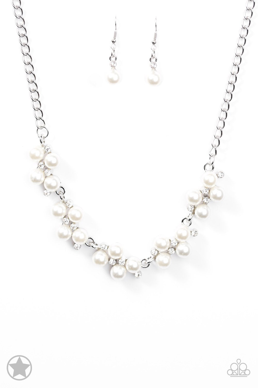 Paparazzi Necklace Blockbuster - Love Story - White