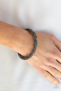 Roll Out The Glitz - Black