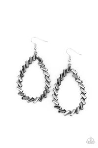 Striking Resplendence - Silver