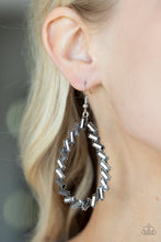 Load image into Gallery viewer, Striking Resplendence - Silver
